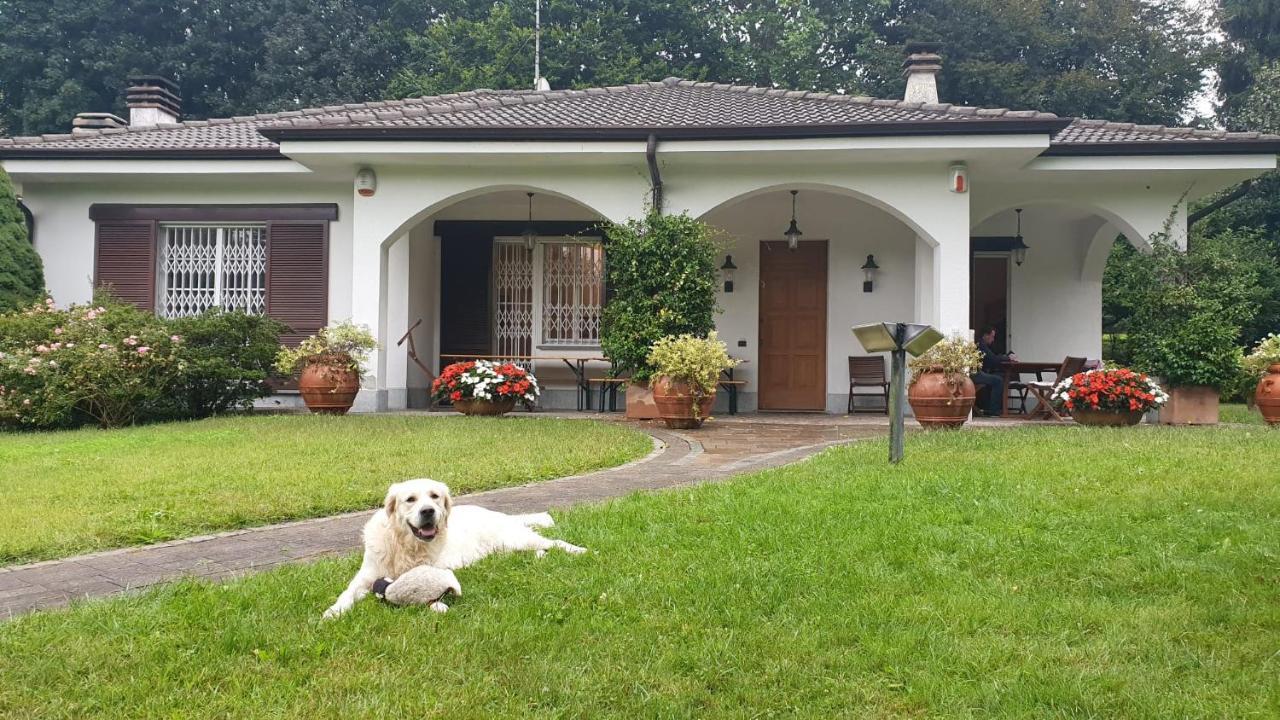 B&B Le Magnolie Carimate Esterno foto