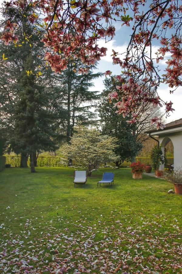 B&B Le Magnolie Carimate Esterno foto